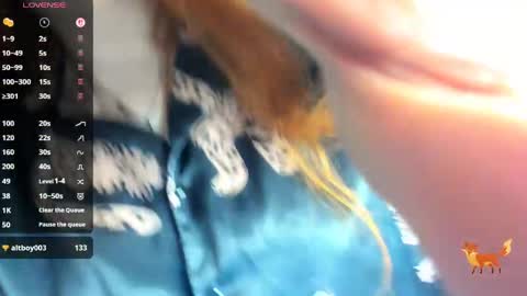 Snapshot of lily_shamy chatting on April 21, 2026, 8:23 pm Alice online show from April 21, 2026, 8:23 pm