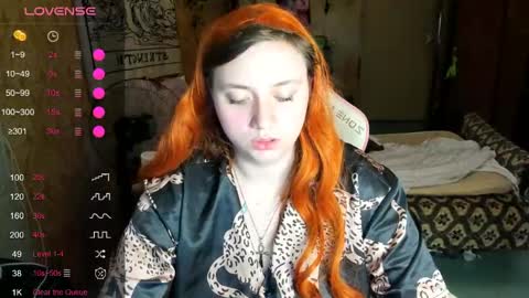 Snapshot of lily_shamy chatting on May 25, 2026, 10:16 pm Alice online show from May 25, 2026, 10:16 pm