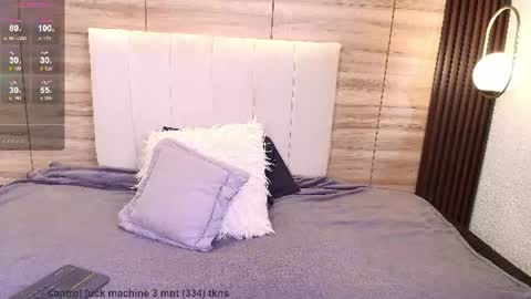 lily_waist online show from July 22, 2026, 11:02 am
