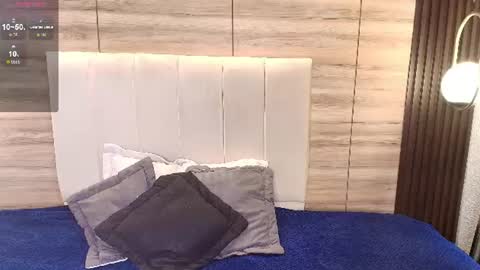 lily_waist online show from July 28, 2026, 11:05 am