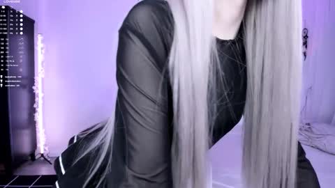 Lily online show from March 6, 2025, 6:41 am