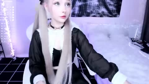 Lily online show from July 15, 2026, 10:37 pm