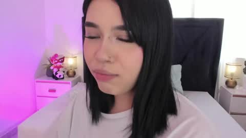 Snapshot of lily_woodz chatting on May 18, 2026, 7:09 pm LilyWoodz online show from May 18, 2026, 7:09 pm