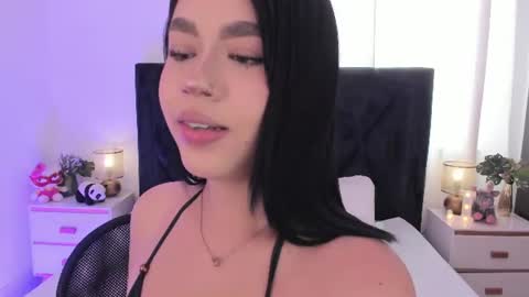 LilyWoodz online show from June 9, 2026, 7:14 pm