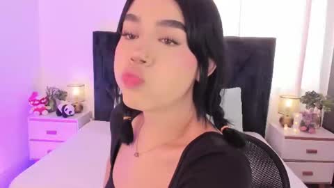 LilyWoodz online show from June 13, 2026, 7:12 pm