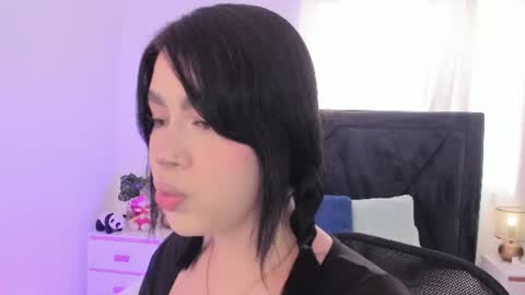 LilyWoodz online show from June 21, 2026, 2:41 pm