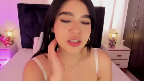 LilyWoodz online show from July 28, 2026, 8:52 pm