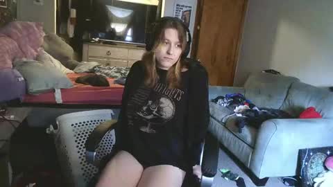 Snapshot of lilybvixen chatting on April 19, 2026, 5:23 pm lilybvixen online show from April 19, 2026, 5:23 pm