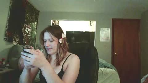 Snapshot of lilybvixen chatting on July 8, 2026, 2:05 am lilybvixen online show from July 8, 2026, 2:05 am