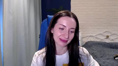 Lily online show from May 12, 2026, 8:55 am