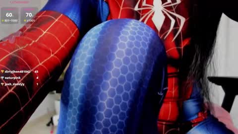 Snapshot of lilyrouse_ chatting on February 28, 2025, 5:15 am lily help me to collect more cosplay online show from February 28, 2025, 5:15 am