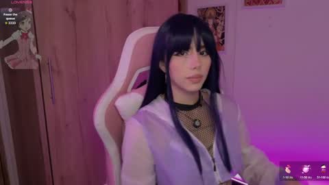 Snapshot of lilyrouse_ chatting on May 8, 2026, 3:45 am lily help me to collect more cosplay online show from May 8, 2026, 3:45 am