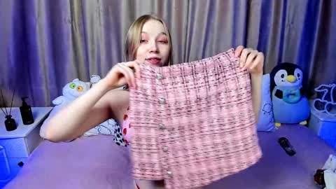 Lilian online show from February 8, 2025, 6:43 am