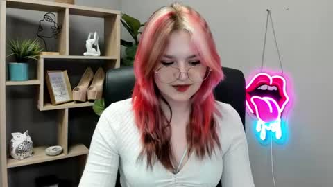 Lily online show from June 16, 2026, 6:38 am