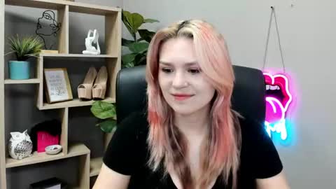 Lily online show from July 2, 2026, 6:41 am