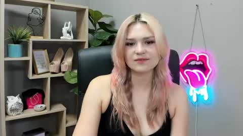 Lily online show from July 9, 2026, 7:01 am