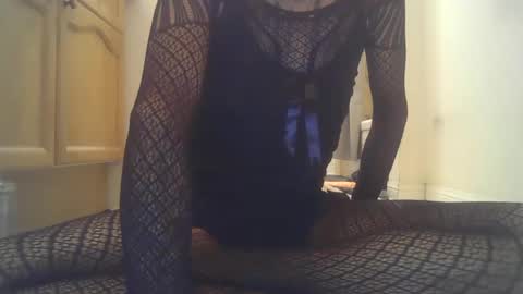 limpclitsissyfemboy online show from October 13, 2025, 2:44 am