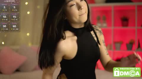 Lin Use menu to play with me  online show from January 12, 2025, 5:01 pm