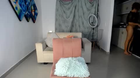 lina_andr online show from May 28, 2026, 6:32 am