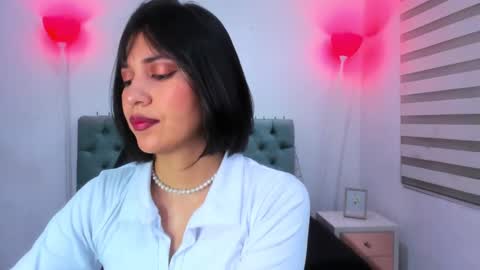 Snapshot of lina_bedoya chatting on January 15, 2025, 11:43 am Lina Bedoya online show from January 15, 2025, 11:43 am