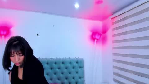 Snapshot of lina_bedoya chatting on January 18, 2025, 2:44 pm Lina Bedoya online show from January 18, 2025, 2:44 pm