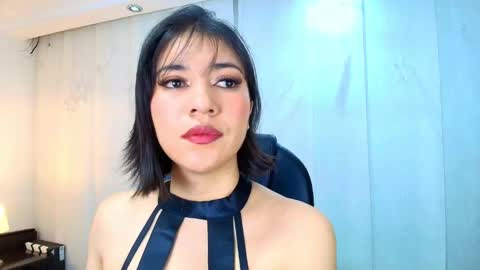  Lina Bedoya  online show from February 19, 2026, 11:39 am