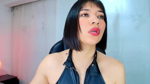  Lina Bedoya  online show from March 30, 2026, 11:22 am