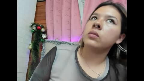 Lina Browm online show from December 12, 2024, 2:04 am