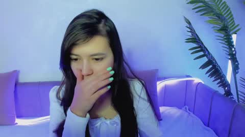 Snapshot of lina_brownie chatting on January 9, 2025, 2:01 am Lina online show from January 9, 2025, 2:01 am