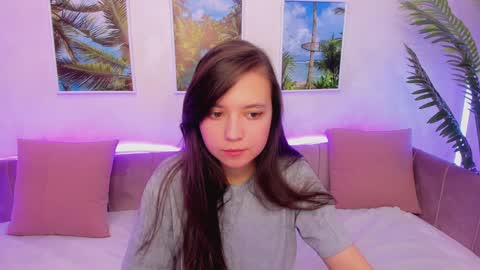 Snapshot of lina_brownie chatting on January 15, 2025, 5:40 am Lina online show from January 15, 2025, 5:40 am