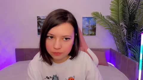 Snapshot of lina_brownie chatting on March 2, 2025, 1:58 am Lina online show from March 2, 2025, 1:58 am