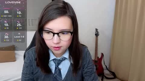 Snapshot of lina_brownie chatting on October 16, 2025, 1:06 am Lina online show from October 16, 2025, 1:06 am