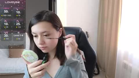 Snapshot of lina_brownie chatting on October 17, 2025, 11:02 am Lina online show from October 17, 2025, 11:02 am