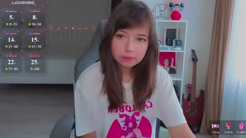 Lina online show from July 28, 2026, 2:51 am
