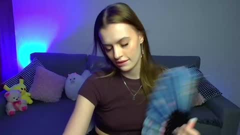 lina_bush online show from January 23, 2025, 2:17 pm