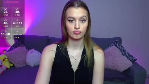 lina_bush online show from February 25, 2025, 12:34 pm