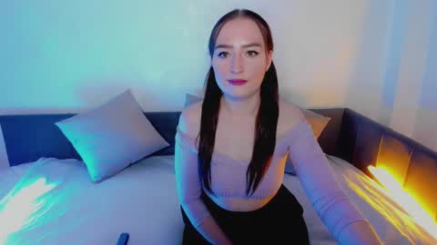 Lina online show from March 3, 2025, 1:53 am