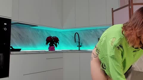 Lina -  online show from December 7, 2024, 9:50 am