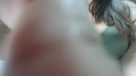 iiisabella online show from December 29, 2024, 6:45 am