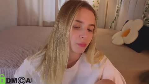 LINA online show from July 14, 2026, 1:08 am