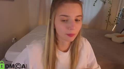 LINA online show from July 22, 2026, 1:08 am