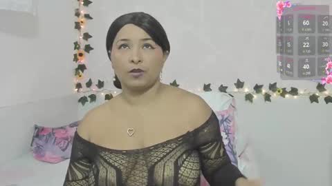 LINA SANCHEZ online show from October 15, 2025, 3:12 pm