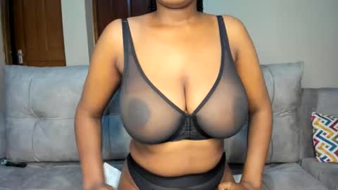 Snapshot of lina_sexy58 chatting on February 25, 2026, 3:43 pm lina sexy58 online show from February 25, 2026, 3:43 pm