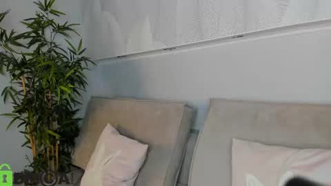 Lina online show from July 27, 2026, 1:12 am