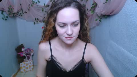 Snapshot of lina_star_s chatting on December 15, 2024, 8:08 am Lina online show from December 15, 2024, 8:08 am