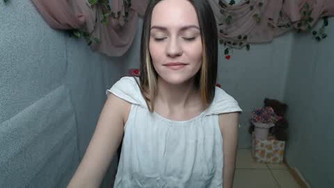 Snapshot of lina_star_s chatting on January 20, 2025, 6:42 am Lina online show from January 20, 2025, 6:42 am