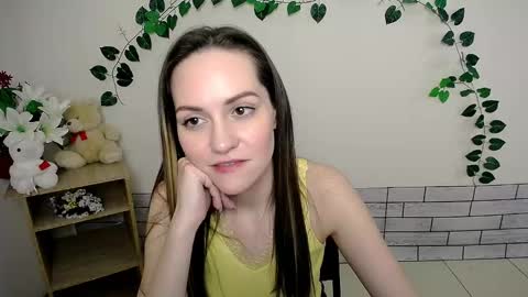 Snapshot of lina_star_s chatting on January 25, 2025, 9:47 am Lina online show from January 25, 2025, 9:47 am