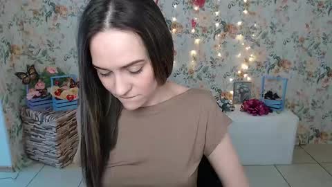 Snapshot of lina_star_s chatting on February 21, 2025, 6:40 am Lina online show from February 21, 2025, 6:40 am