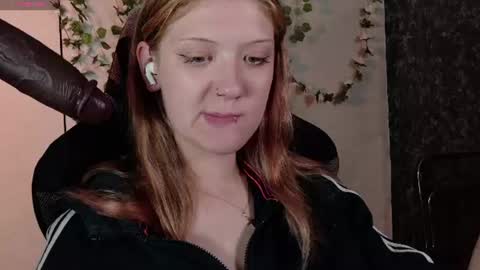 Snapshot of lina_vi chatting on July 23, 2026, 1:58 am Lina online show from July 23, 2026, 1:58 am