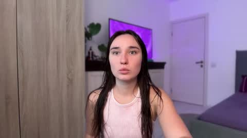 Snapshot of linabbb chatting on September 16, 2025, 4:24 am Lina online show from September 16, 2025, 4:24 am